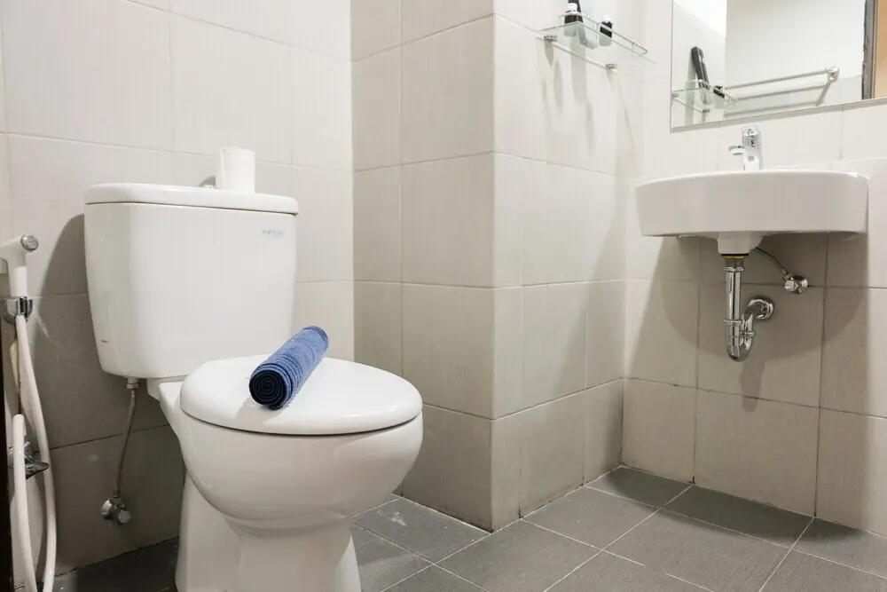 Южный Тангеранг: Brand New and Comfy Studio Bintaro Icon Apartment