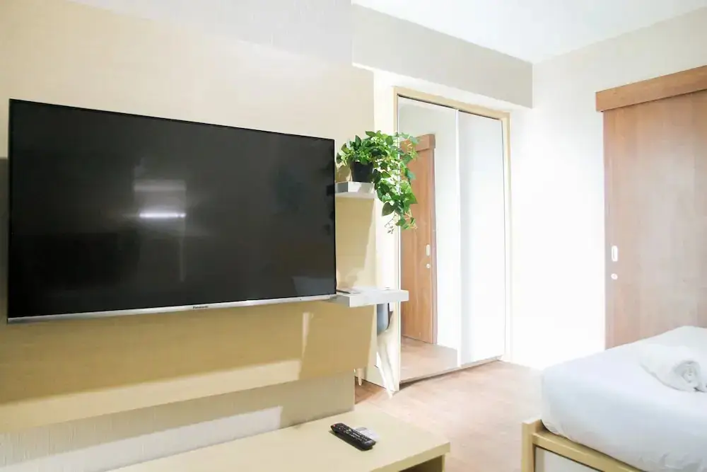 Бекаси: Cozy 1BR Apartment Grand Kamala Lagoon