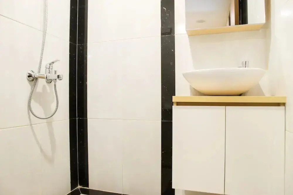 Бекаси: Cozy 1BR Apartment Grand Kamala Lagoon