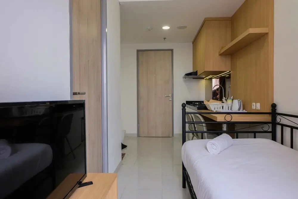Южный Тангеранг: Minimalist 1BR at Akasa Pure Living Apartment