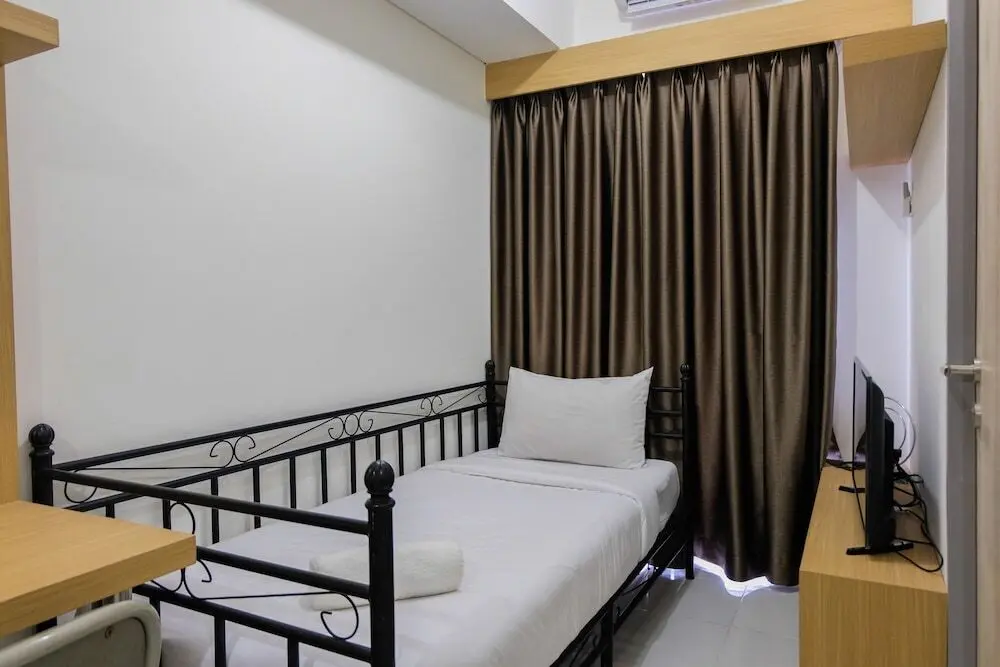 Южный Тангеранг: Minimalist 1BR at Akasa Pure Living Apartment