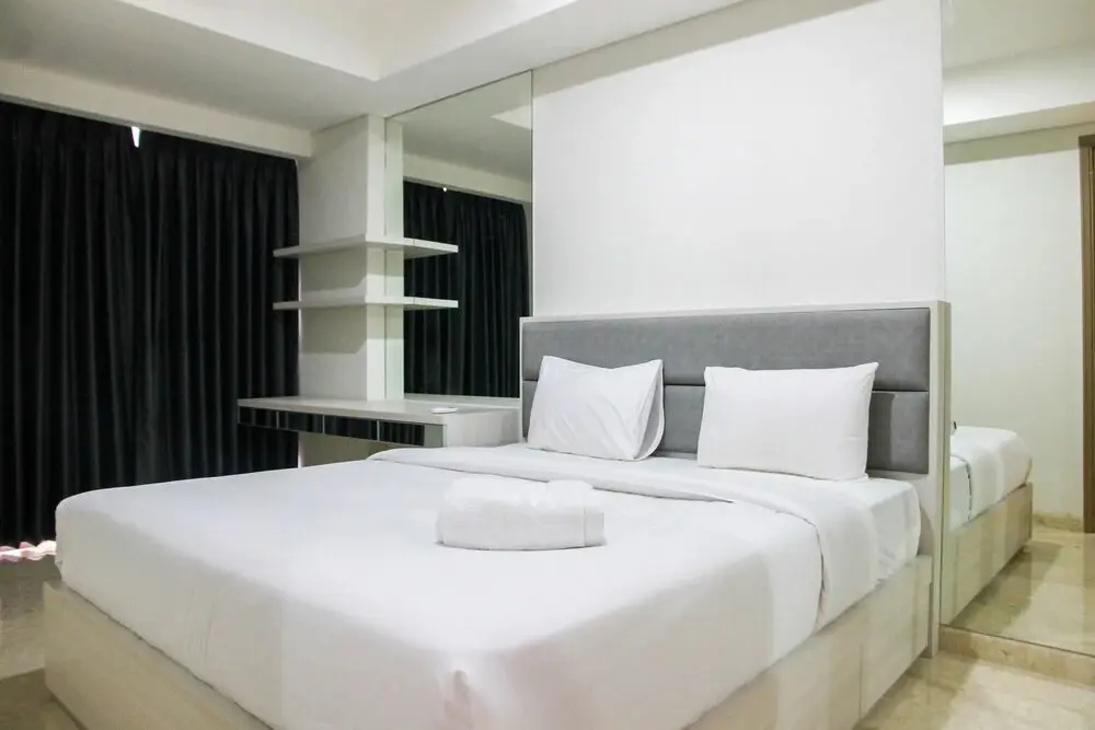 Джакарта: Sea View 1BR at Gold Coast Apartment near PIK