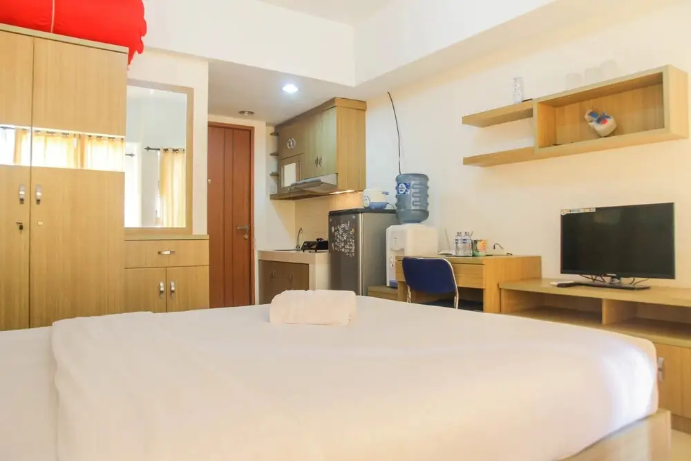 Депок: Compact Studio Apartment at Margonda Residence 3