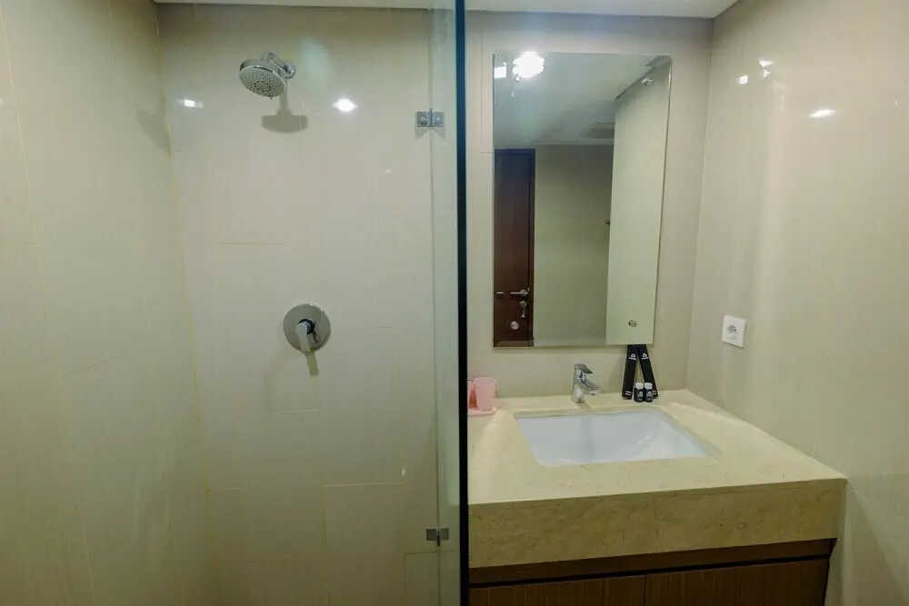 Джакарта: Highest Value Studio Apartment at H Residence