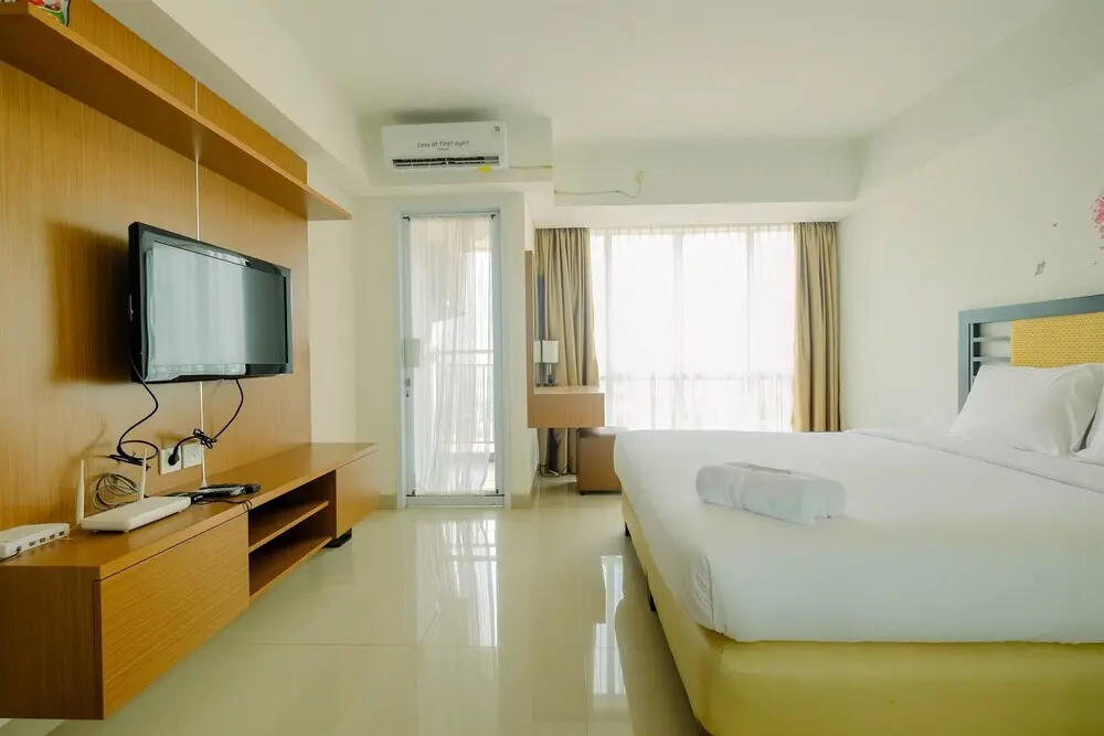 Джакарта: Highest Value Studio Apartment at H Residence