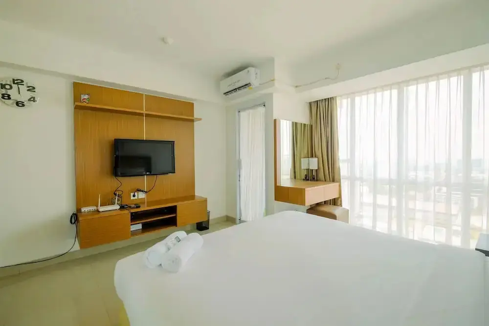 Джакарта: Highest Value Studio Apartment at H Residence