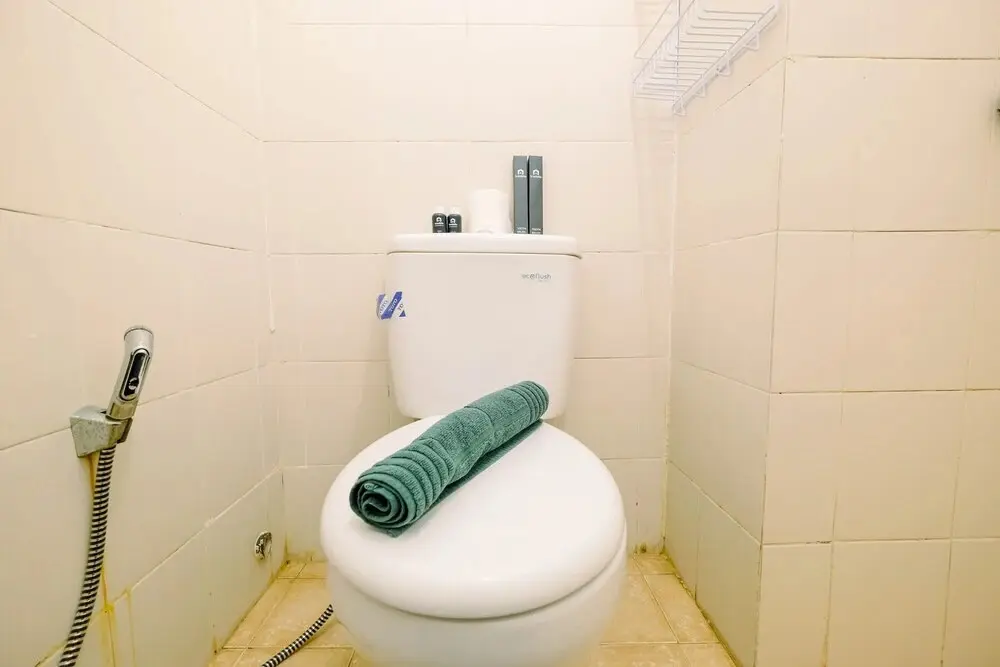 Джакарта: Fully Furnished 2BR at Teluk Intan Apartment