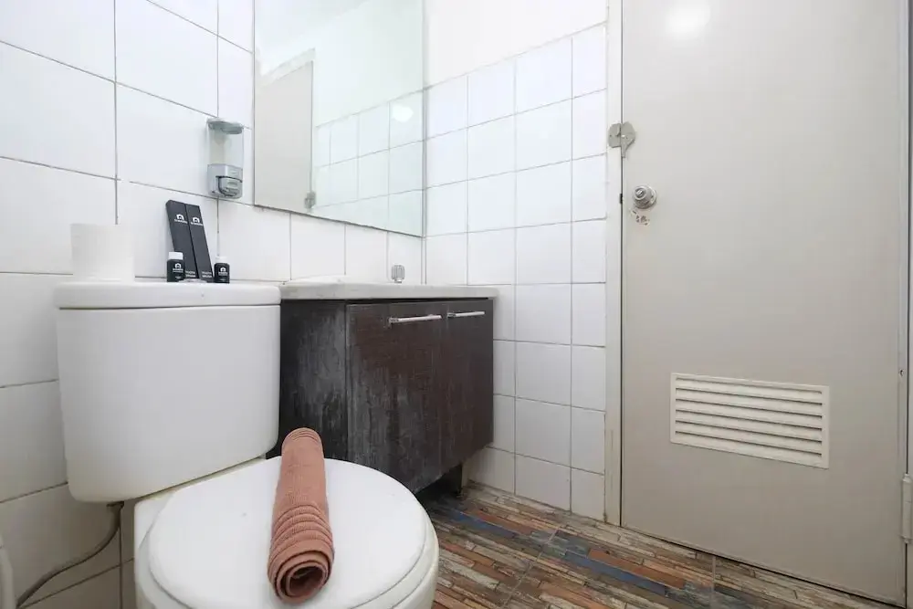 Джакарта: Homey and Comfy 2BR Apartment @ Kebagusan City