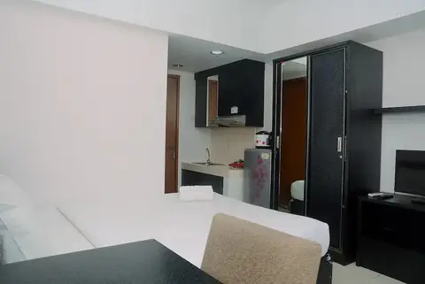 Good Homey and Simply Studio Margonda Residence 3 Apartment — фото 1
