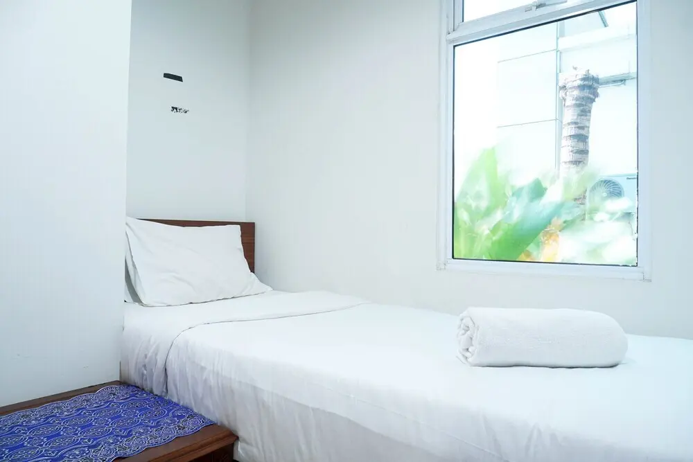 Джакарта: Luxurious and Elegant 3BR Vittoria Apartment