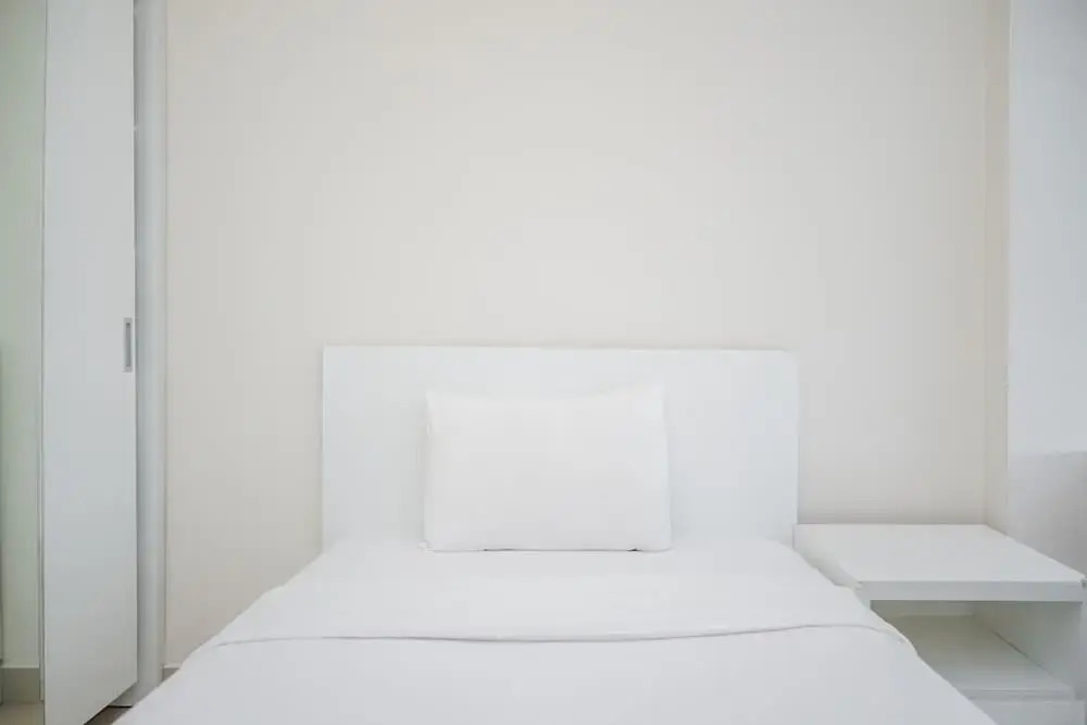 Legok: Simply Furnished and Cozy Living Studio @ Saveria Apartment