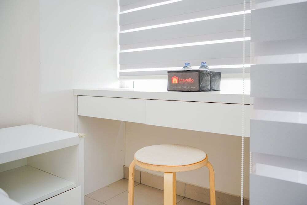 Legok: Simply Furnished and Cozy Living Studio @ Saveria Apartment
