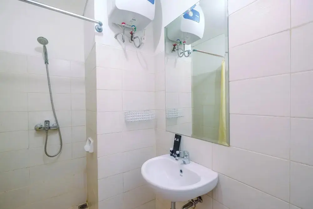 Джакарта: Exclusive Studio Apartment at Woodland Park Residence