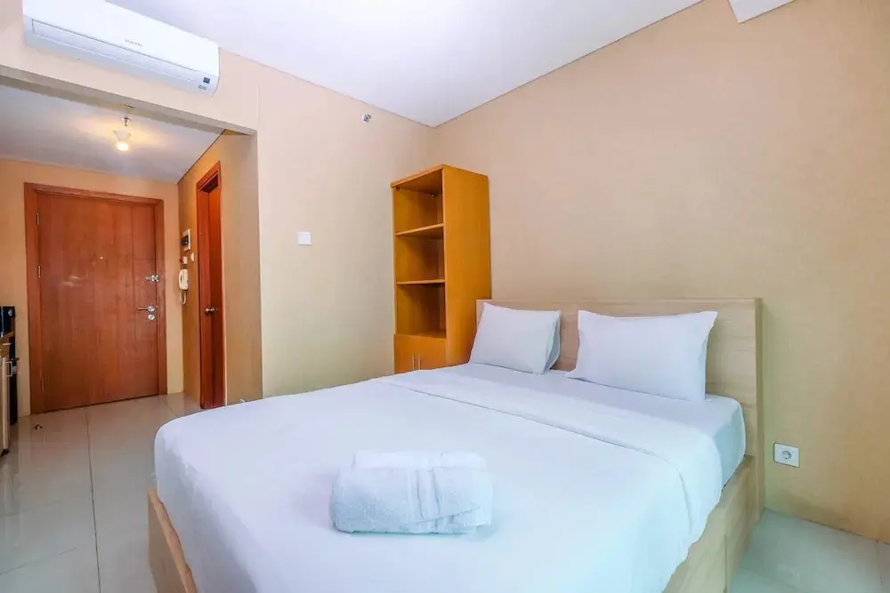 Джакарта: Exclusive Studio Apartment at Woodland Park Residence