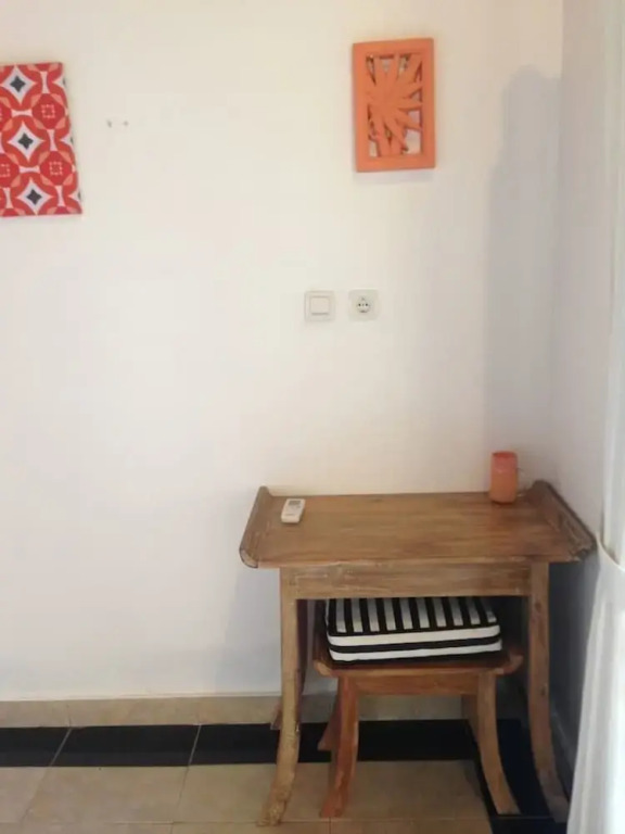 Пурвакерти: Kirana Homestay - Dusk Bungalow