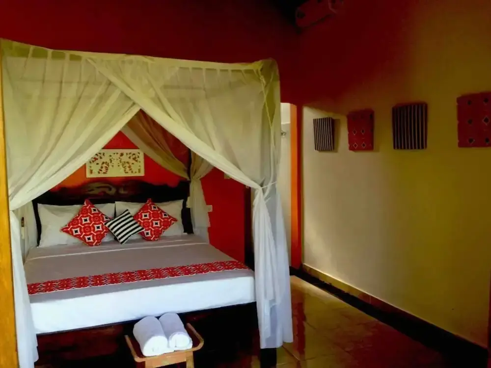 Пурвакерти: Kirana Homestay - Dusk Bungalow