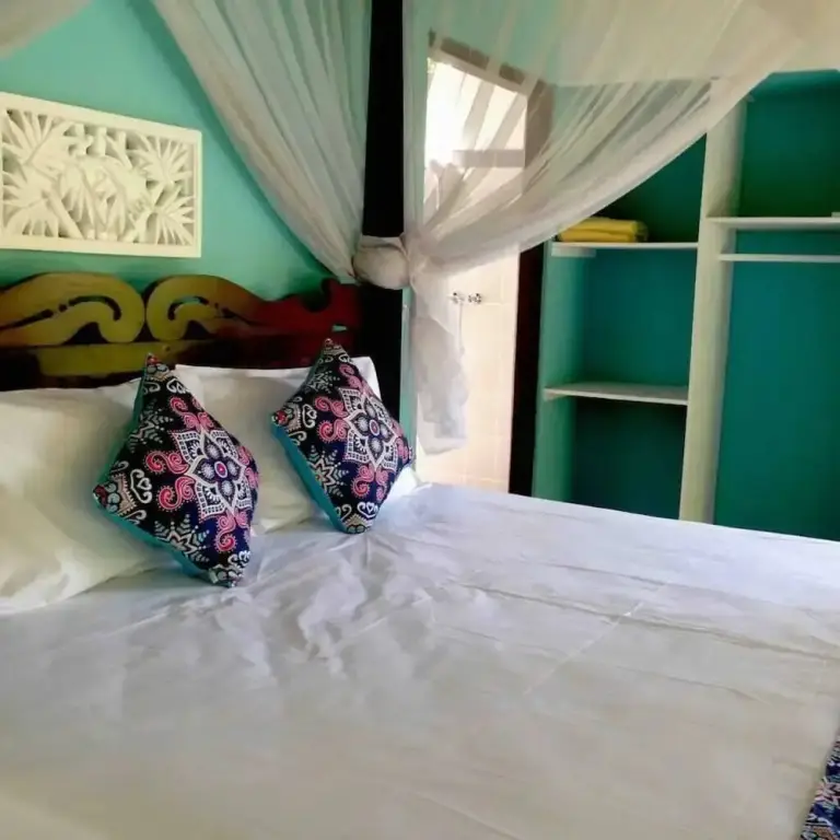 Пурвакерти: Kirana Homestay - Breeze Bungalow