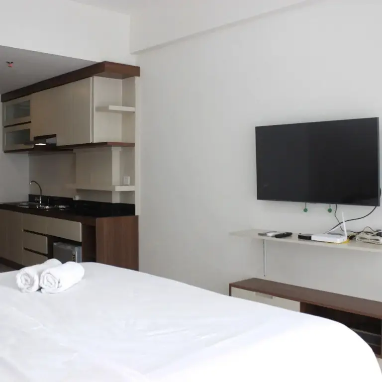 Бандунг: Spacious Studio Room at Galeri Ciumbuleuit 3 Apartment