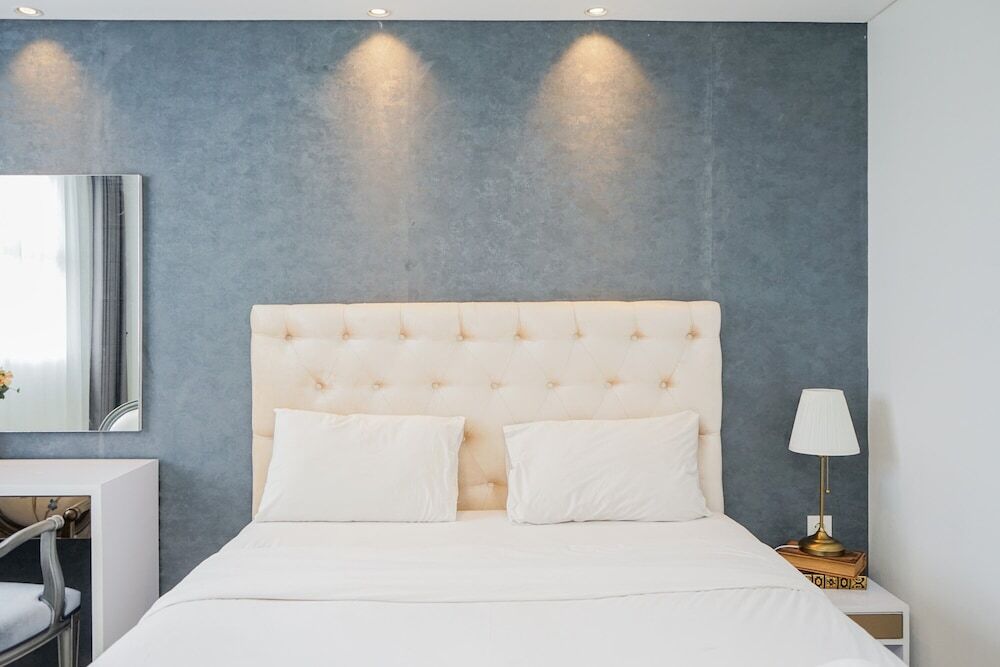 Южный Тангеранг: Best Elegance Studio Room Bintaro Icon Apartment