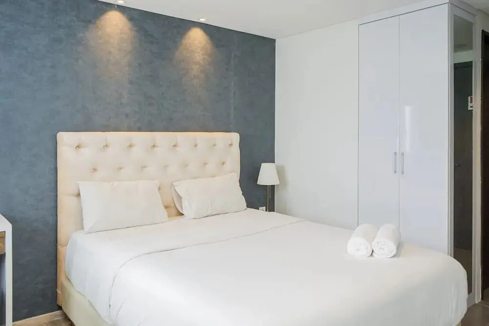 Южный Тангеранг: Best Elegance Studio Room Bintaro Icon Apartment