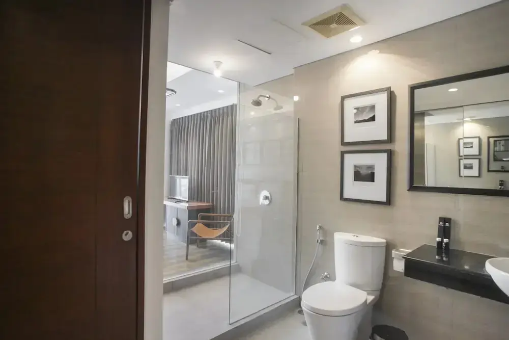 Сурабая: Premium 2BR Apartment near Marvell City Mall at The Linden