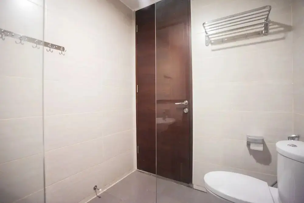 Сурабая: Premium 2BR Apartment near Marvell City Mall at The Linden
