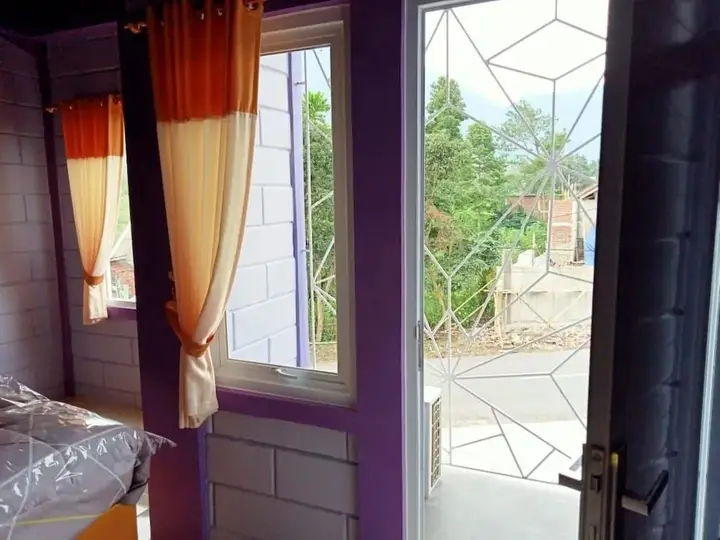 Чипанас: Ungu Hotel Garut