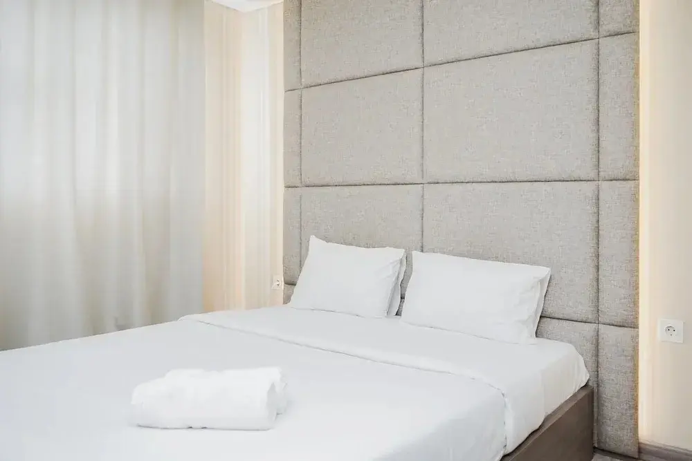 Южный Тангеранг: Modern Classic Studio Room Bintaro Icon Apartment