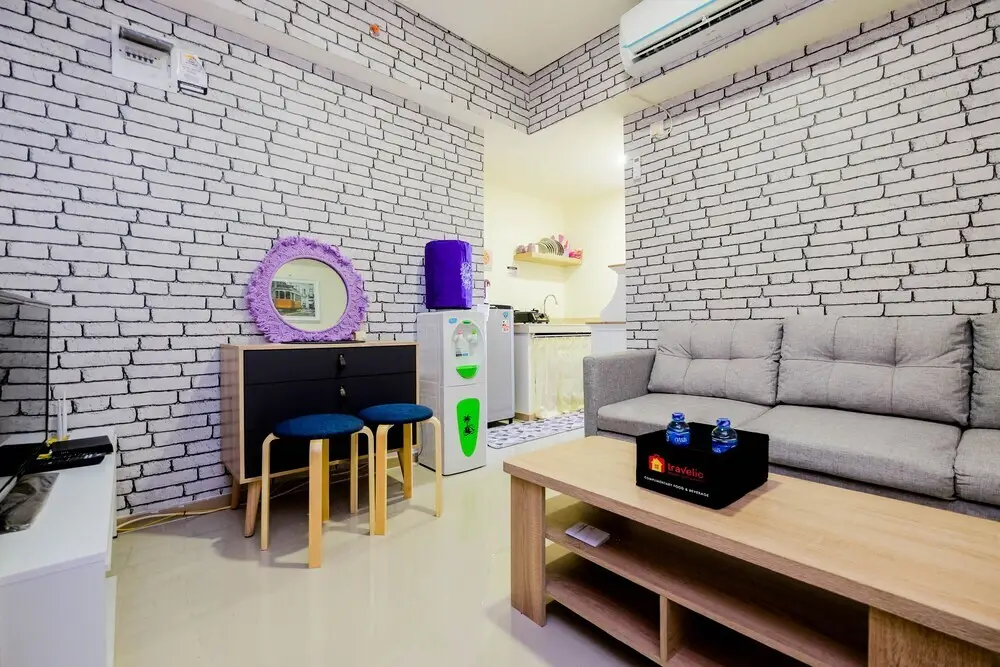 Сибату: Good Deal 2BR at Meikarta Apartment near CBD's Area