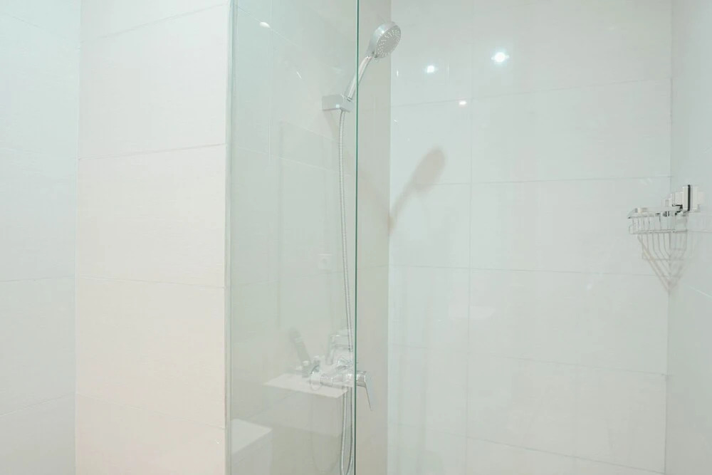 Джакарта: Comfort and Simply 1BR at Sedayu City Suites Apartment