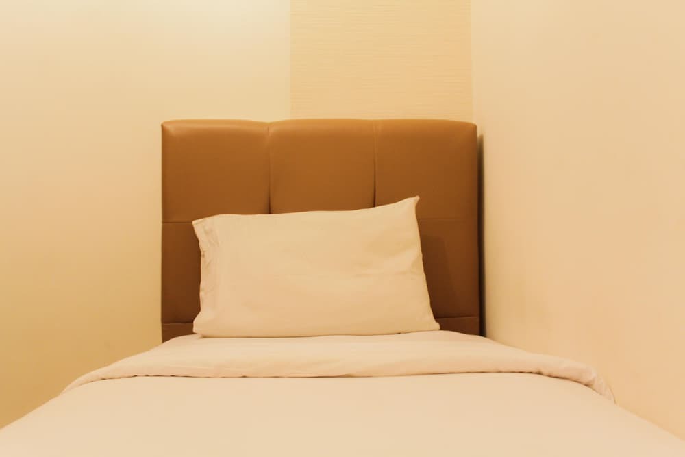 Тангеранг: Simply and Minimalist 2BR at 19 Avenue Apartment