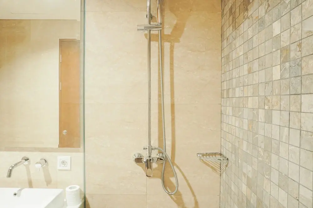 Джакарта: Stylish 1BR Apartment at Veranda Residence @ Puri