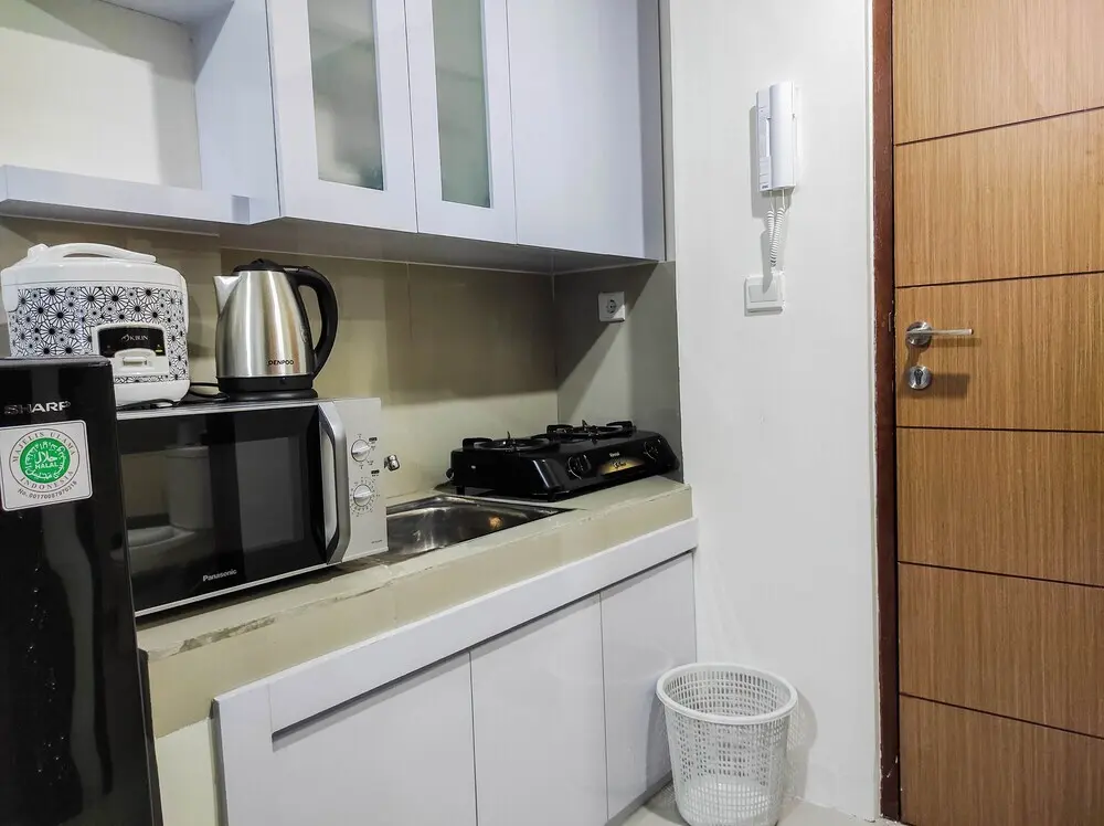 Макассар: Homey and Comfy 2BR at Vida View Apartment