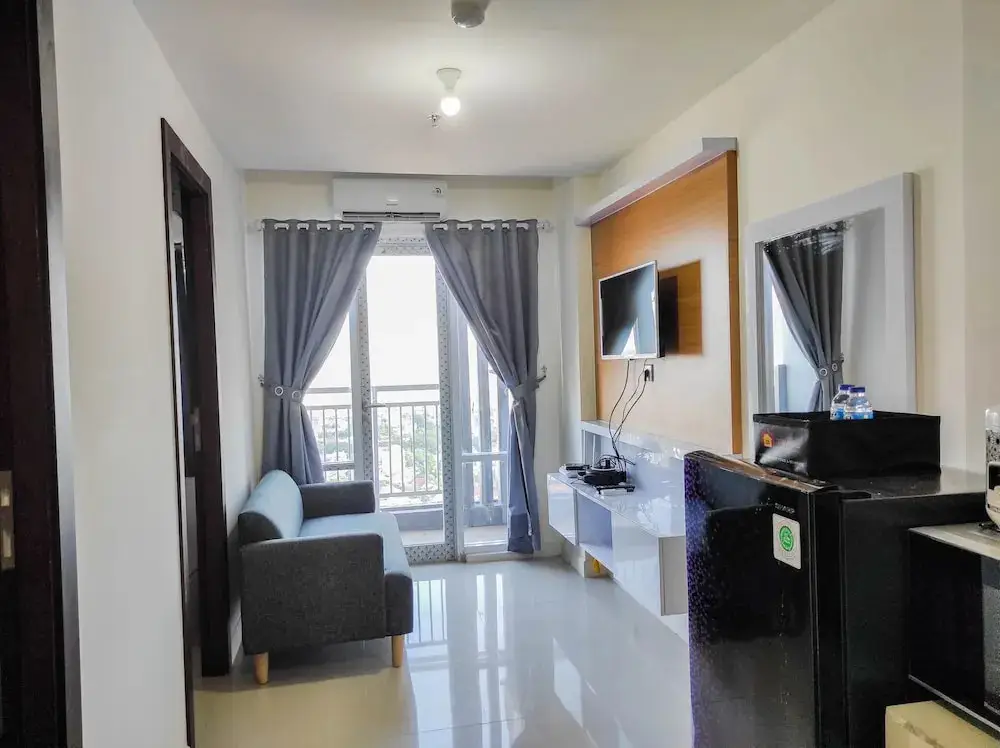 Макассар: Homey and Comfy 2BR at Vida View Apartment