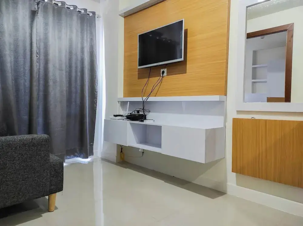 Макассар: Homey and Comfy 2BR at Vida View Apartment