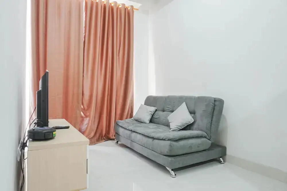 Джакарта: Comfy 1BR Sedayu City Suites Apartment