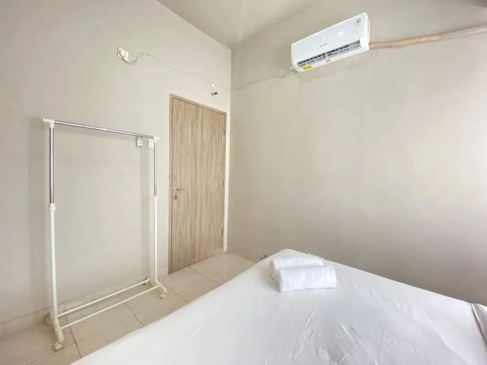 Бандунг: Cozy 2BR Apartment at Newton Residence