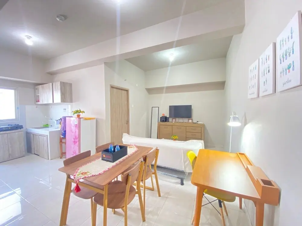 Бандунг: Cozy 2BR Apartment at Newton Residence