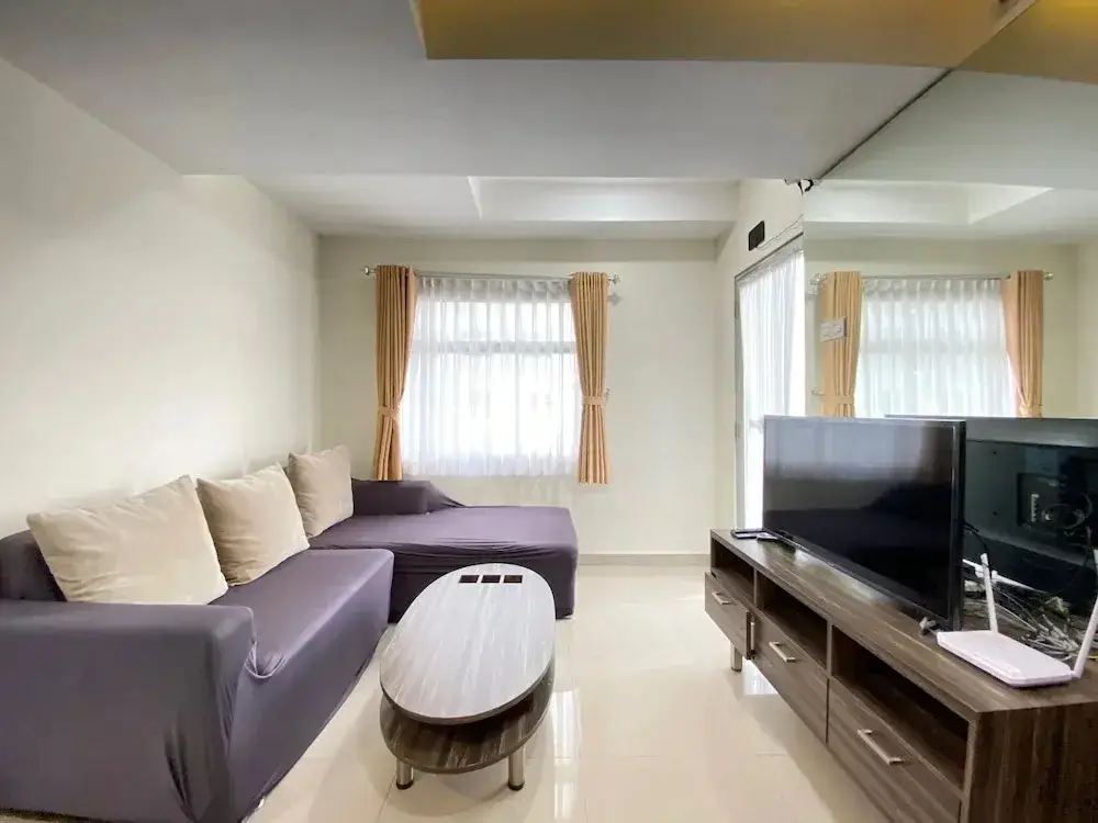 Бандунг: Comfy 3BR at Grand Asia Afrika Bandung Apartment