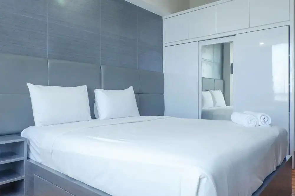 Сурабая: Exquisite & Spaciuos 1BR Apartment at Tamansari Papilio