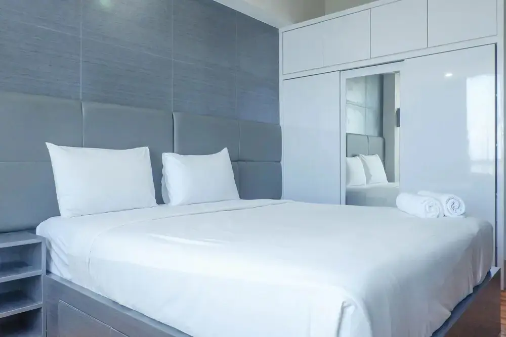 Сурабая: Exquisite & Spaciuos 1BR Apartment at Tamansari Papilio