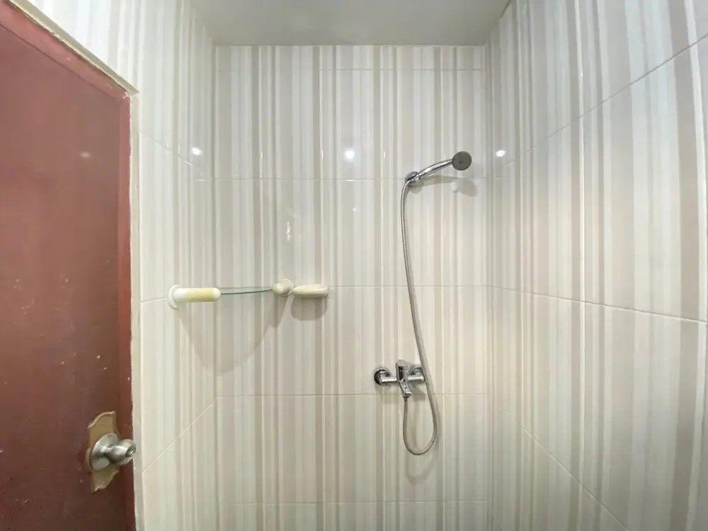 Бандунг: Simply 3BR Apartment at Gateway Ahmad Yani Cicadas