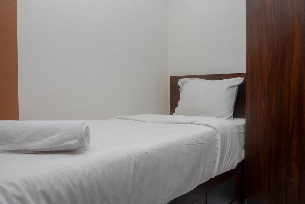 Депок: Brand New and Best Choice 2BR at Cinere Resort Apartment