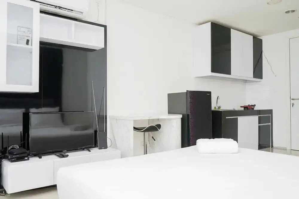 Южный Тангеранг: Strategic Studio Apartment at Tuscany Residence
