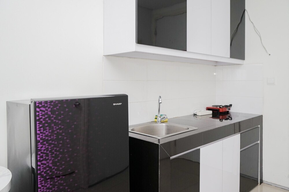 Южный Тангеранг: Strategic Studio Apartment at Tuscany Residence