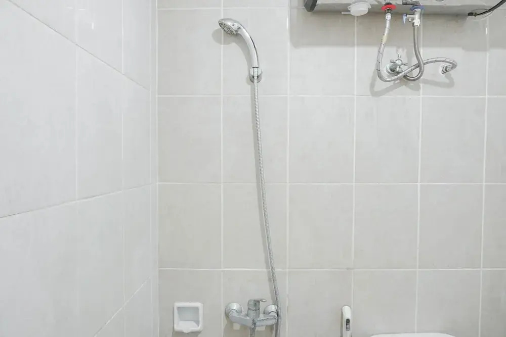Джакарта: Comfortable 1BR at Nifarro Park Apartment