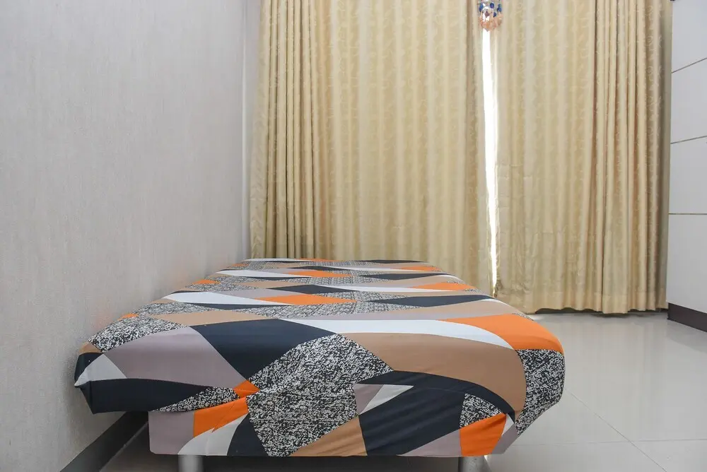 Джакарта: Comfy Studio at Grand Kartini Apartment
