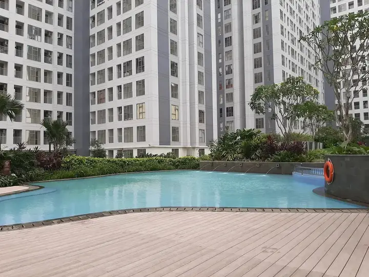 Legok: Cozy Studio Apartment at M-Town Residence