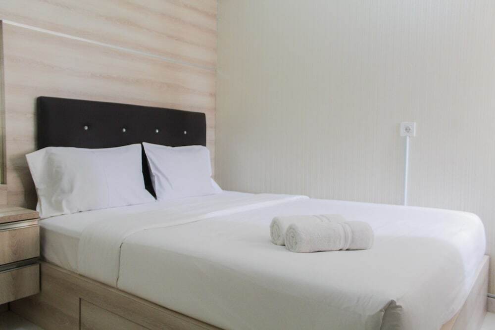 Тангеранг: Comfortable Design Studio Apartment (No Kitchen) Aeropolis Residence