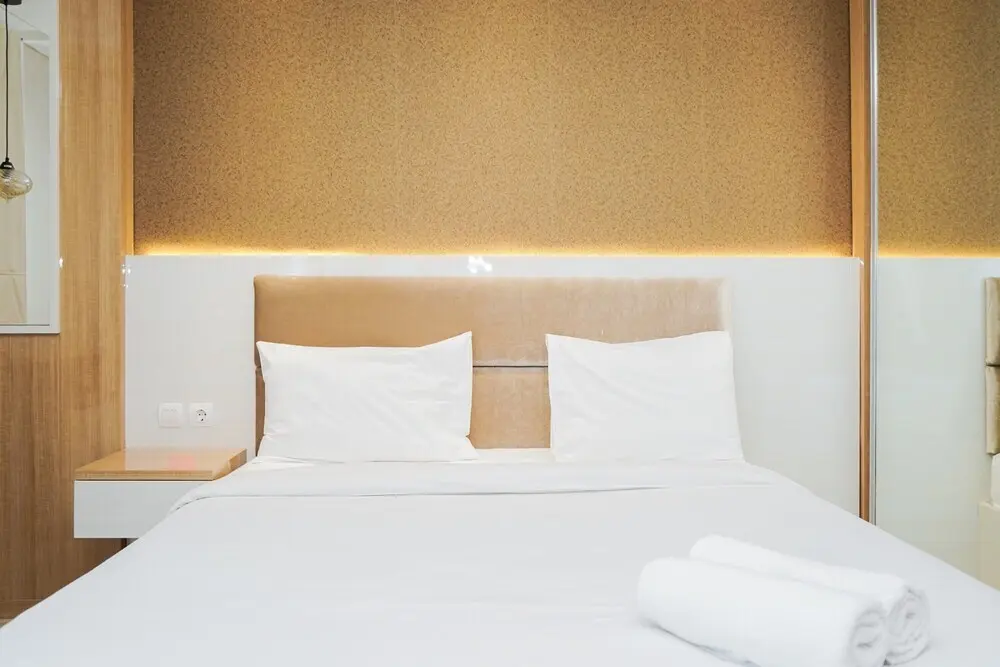 Южный Тангеранг: Comfy and Minimalist Studio Apartment at Tuscany Residences